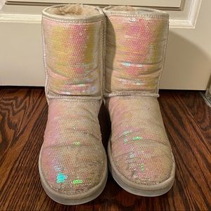 UGG Australia Classic Short Sparkles “I Do” Sz 8!